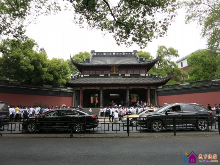 %E5%B2%B3%E7%8E%8B%E5%BA%99%20003