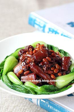 黄豆焖猪尾