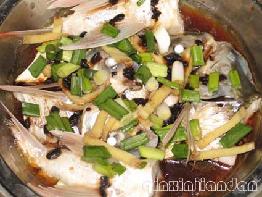 豉汁蒸鲮鱼腩