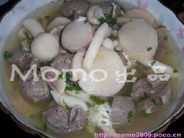 杂菌牛丸汤