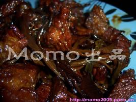 茶树菇烧肉