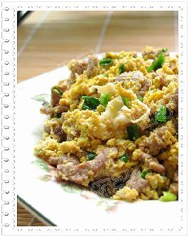 鹅蛋炒牛肉