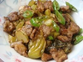 咸菜焖腩肉