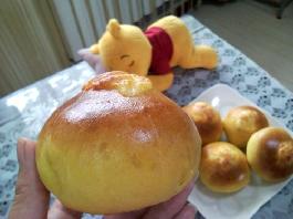 南瓜肉松面包