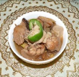 冻豆腐香菇鸡翅煲