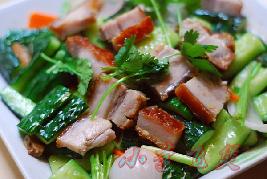 黄瓜炒烧肉