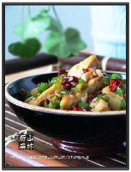 青椒炒臭豆腐