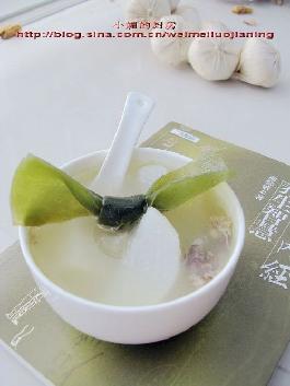 筒骨萝卜海带汤