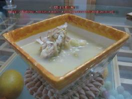 鲶鱼头豆腐汤