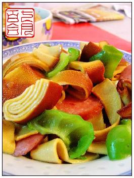 青椒炒熏干豆腐