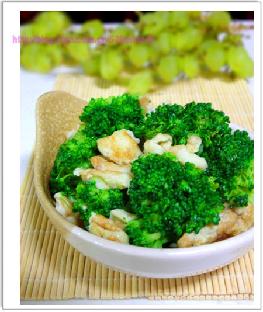 西兰花炒鸡蛋