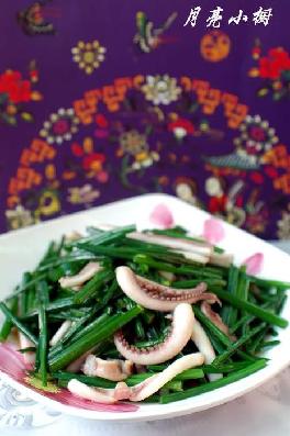 鱿鱼韭菜苔