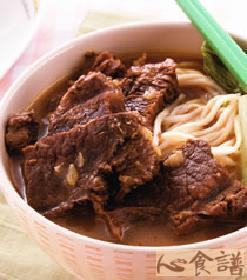 咖哩牛肉面