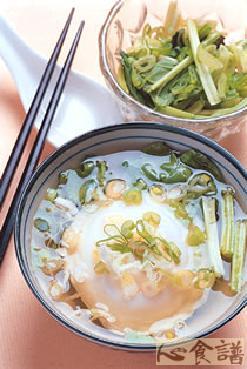 黄金蛋包汤
