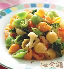 双色椰菜虾仁橄榄贝壳面