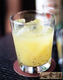 Kiwi-Caipirinha
