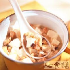 咸鱼鸡粒豆腐煲