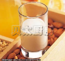 坚果豆奶