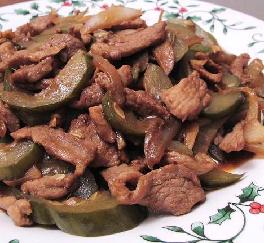 酸黄瓜炒肉片