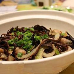 杂菌豆腐煲