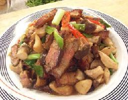 咸肉炒鲜菇