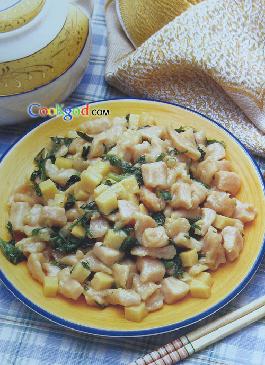 荠菜炒鸡丁