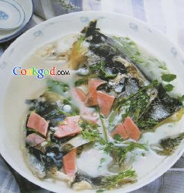 清炖鲢鱼头