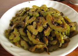豆豉香鱼炒苦瓜