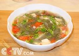 莼菜白玉番茄汤