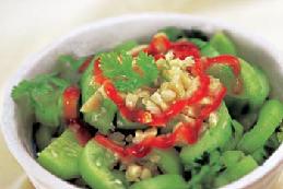 香辣黄瓜花生沙拉