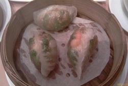 豆苗金菇饺