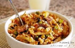 懒人美食，香肠土豆焖饭