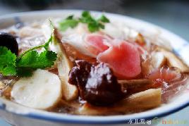 菌丝丸子汤