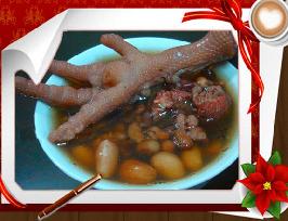 花生豆豆煲鸡脚脊骨汤
