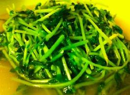 上个简单的蔬菜吧，酒香豆苗