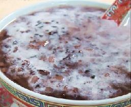 椰奶黑糯米糖水