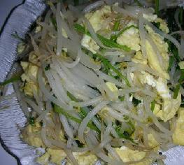 绿豆芽炒鸡蛋