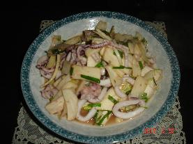 鱿鱼炒茭白