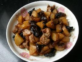 土豆烧肉