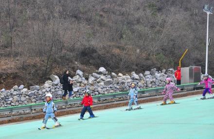 北京静之湖滑雪场