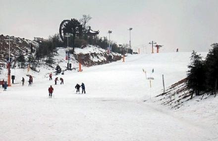 北京金鼎湖旅游区滑雪场