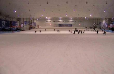 上海银七星室内滑雪场