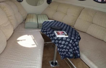 三亚鱼翔游艇俱乐部