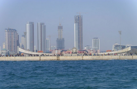 大连星海湾广场观光游船