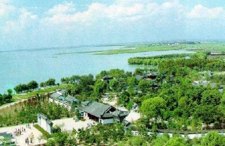 上海淀山湖旅游风景区