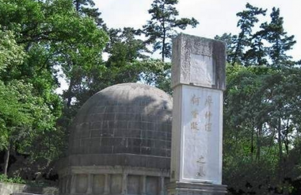 南京廖仲恺、何香凝墓