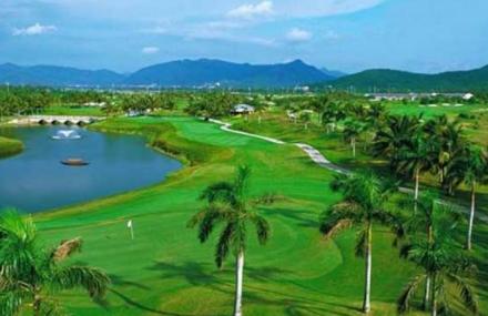 定安南丽湖高尔夫俱乐部