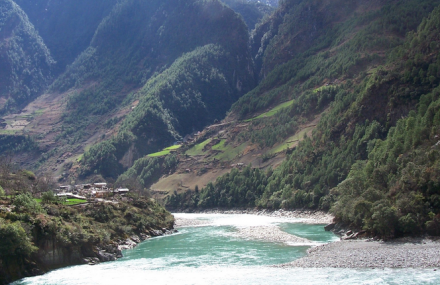 怒江独龙江河谷