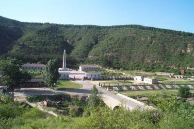 延安瓦子街战役烈士陵园