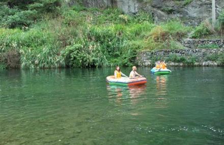黄山夹溪河漂流